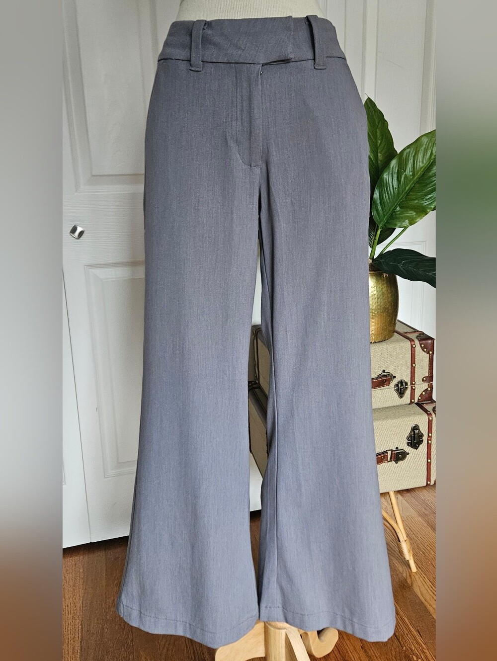 NWT American Eagle Low-rise Office Siren Gray Stretch Baggy Flare Trouser Size 6